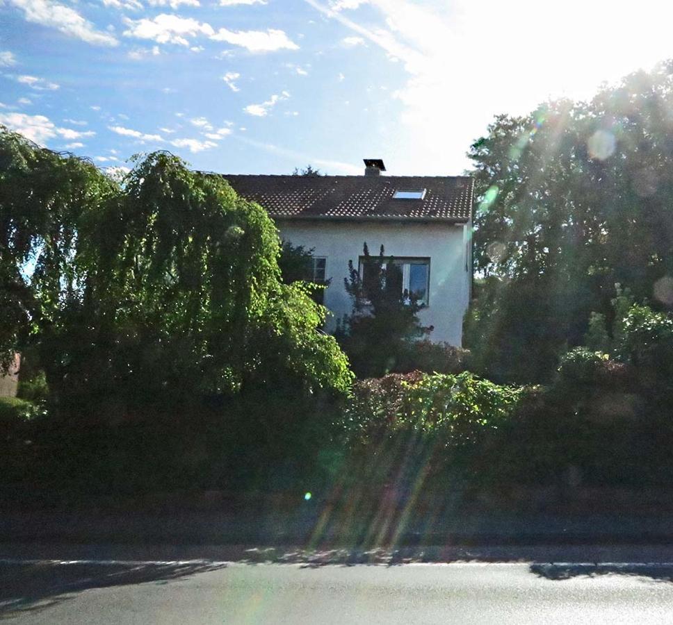 Ferien-Messe-Handwerker- Apartment Bensberg Бергиш Гладбах Екстериор снимка